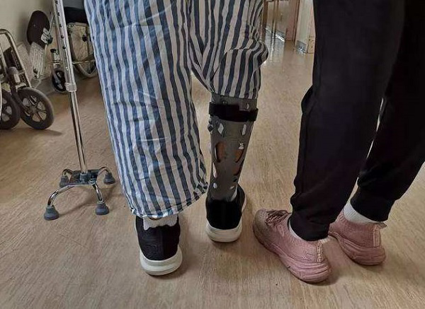 医疗3D打印机定制矫正器(图3) 医疗3D打印机定制矫正器(图3)