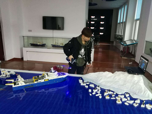 华体会三维扫描仪助力船舶逆向工程(图1) 华体会三维扫描仪助力船舶逆向工程(图1)